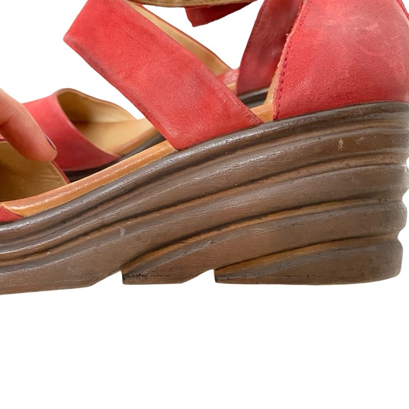 Miz Mooz Amia Wedge Mary Jane Shoes Womens Size 9 39 Red Closed Toe Sandal - Picture 3 of 14